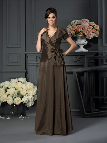 A-Line/Princess V-neck Bowknot Short Sleeves Long Taffeta Mother of the Bride Dresses