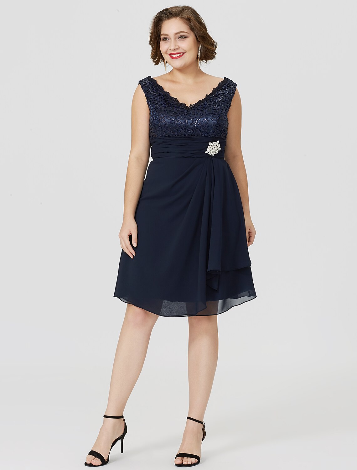 A-Line Mother of the Bride Dress Classic & Timeless Plus Size Wrap Included V Neck Knee Length Chiffon Lace Sleeveless yes with Ruched Crystal Brooch