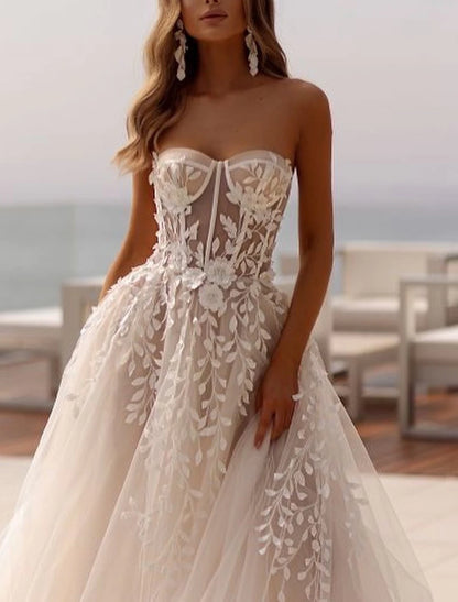 Beach Open Back Formal Wedding Dresses Ball Gown Sweetheart Sleeveless Sweep / Brush Train Tulle Bridal Gowns With Appliques Solid Color