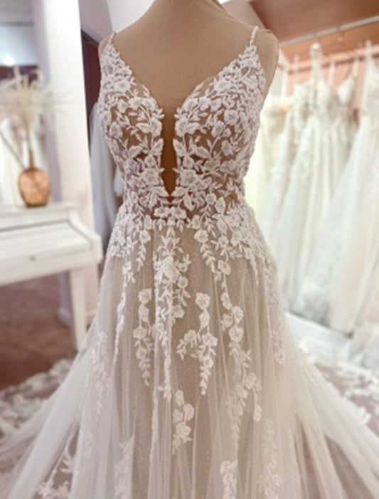 Engagement Open Back Formal Wedding Dresses A-Line Camisole V Neck Spaghetti Strap Chapel Train Lace Bridal Gowns With Appliques  Summer Wedding Party Women's Clothing