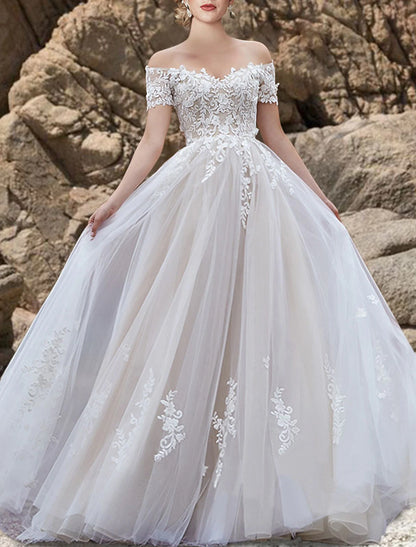 Engagement Gothic Wedding Dresses in Color Formal Wedding Dresses A-Line Off Shoulder Short Sleeve Sweep / Brush Train Lace Bridal Gowns With Bow(s) Appliques