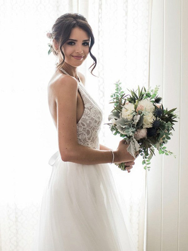 A-Line/Princess Lace Tulle Sleeveless Halter Floor-Length Wedding Dresses