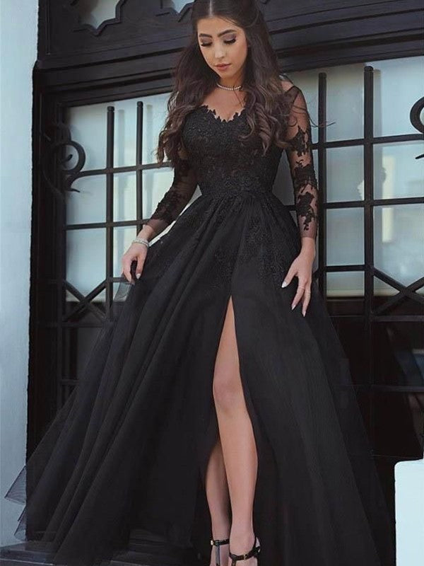 Ball Gown Long Sleeves V-neck Floor-Length Tulle Applique Dresses