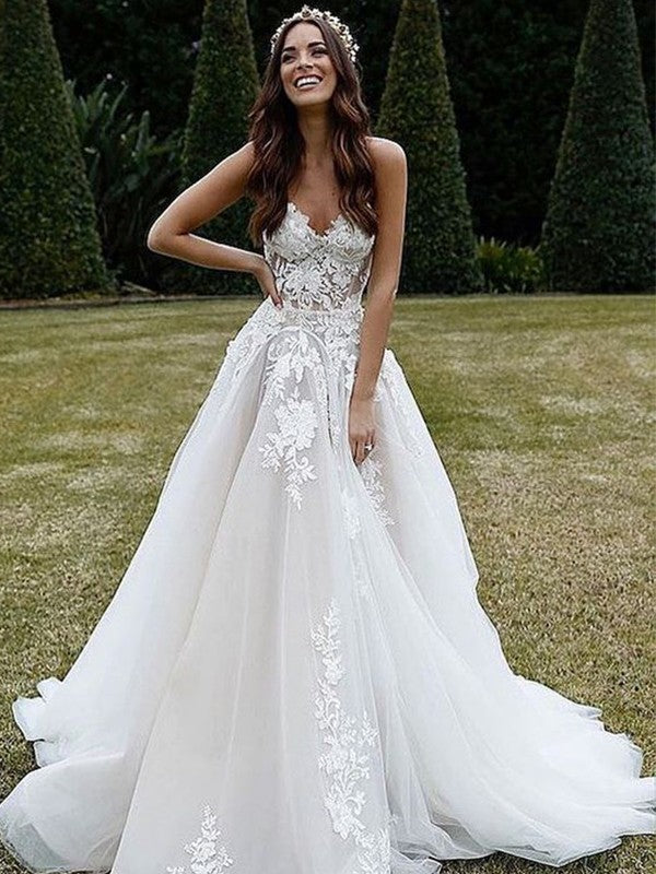 A-Line/Princess Tulle Sleeveless V-neck Sweep/Brush Train Applique Wedding Dresses