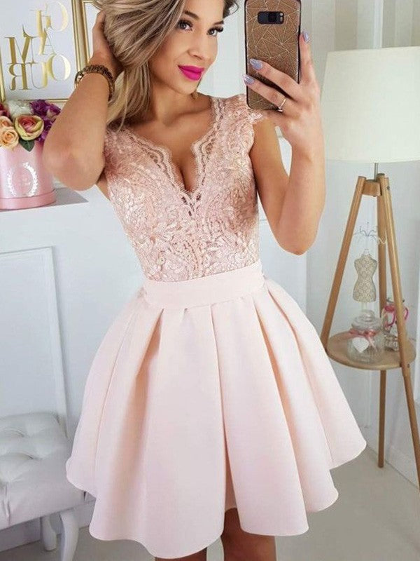 A-Line/Princess Short Sleeves Sweetheart Satin Applique Short/Mini Homecoming Dresses