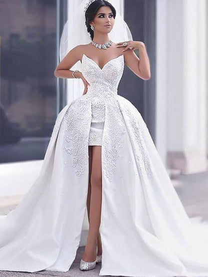 Ball Gown Beading Satin Sleeveless Chapel Train Sweetheart Wedding Dresses