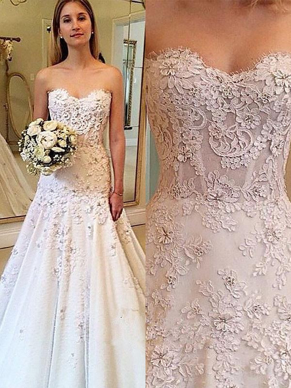 A-Line/Princess Sweetheart Lace Court Train Sleeveless Wedding Dresses