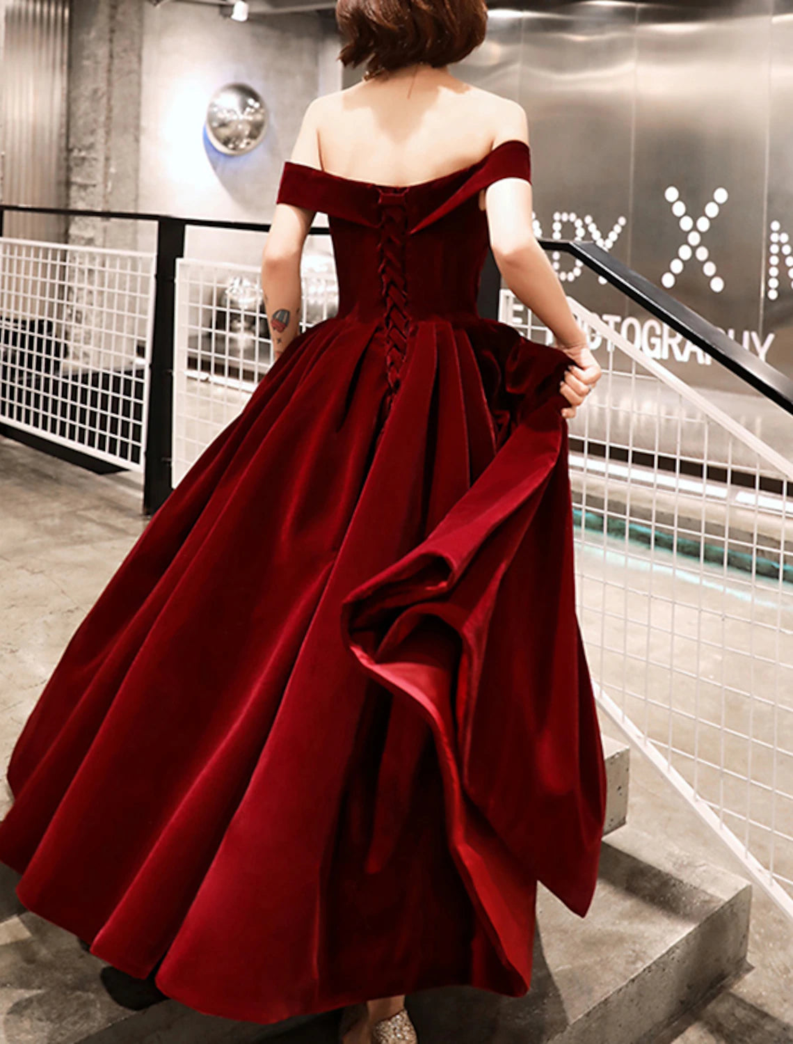 A-Line Evening Gown Elegant Dress Wedding Guest Formal Evening Ankle Length Short Sleeve Off Shoulder Velvet with Sleek 2024