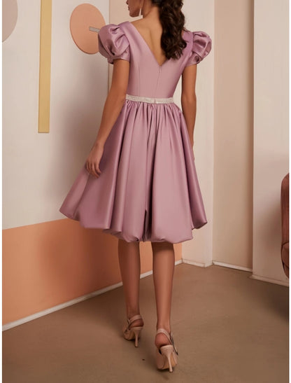 A-Line Cocktail Dresses Party Dress Wedding Birthday Knee Length Short Sleeve V Neck Satin with Pleats Sequin