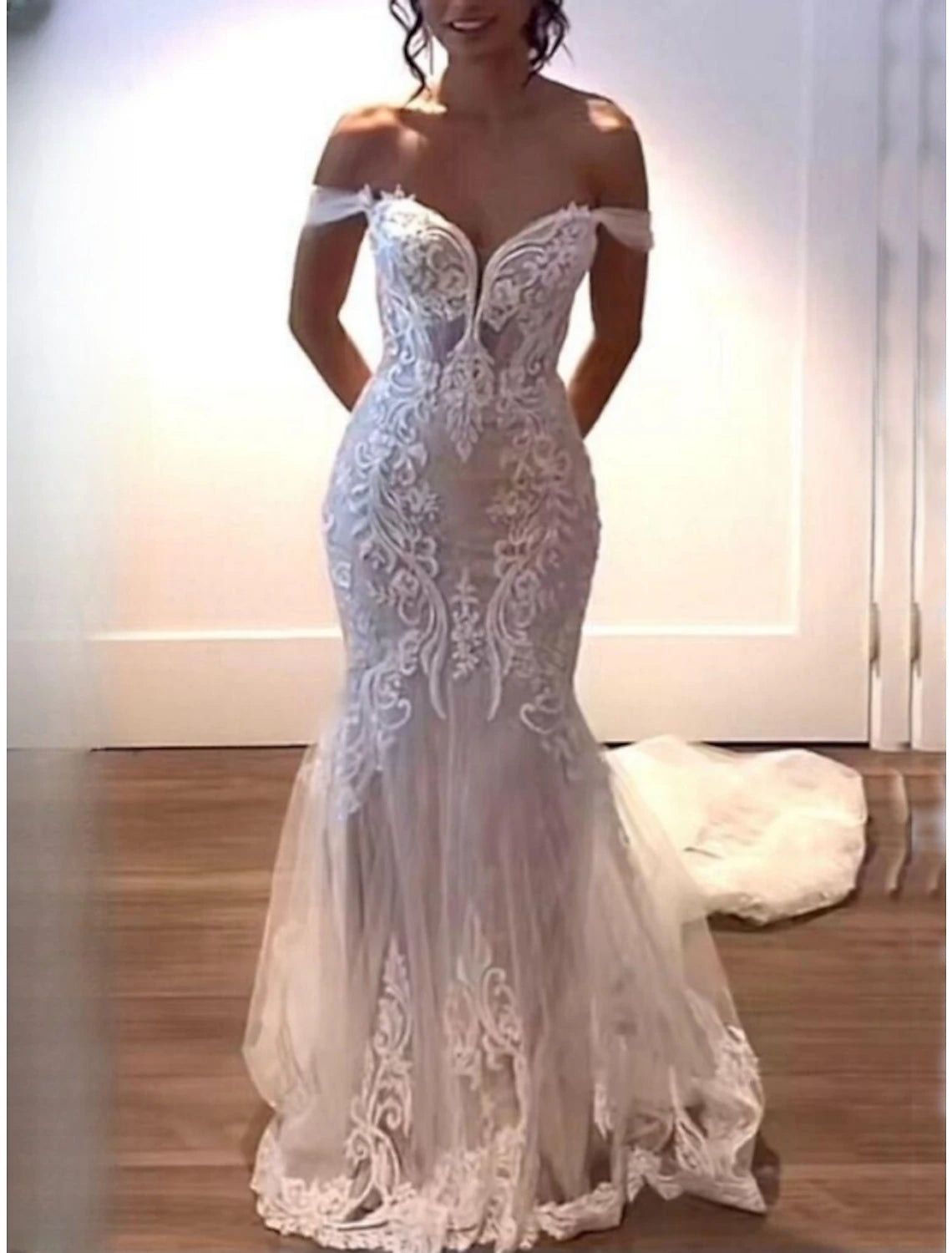 Formal Wedding Dresses Mermaid / Trumpet Off Shoulder Sleeveless Court Train Lace Bridal Gowns With Pleats