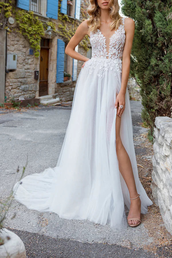 Fantasy V-neck Lace Applique Line Bohemian Wedding Dress