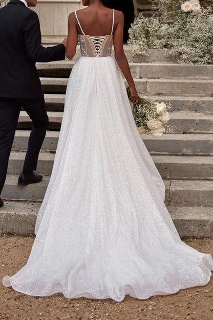 A Sweetheart Pearl Countryside Style Wedding Dress with Sweeping Train