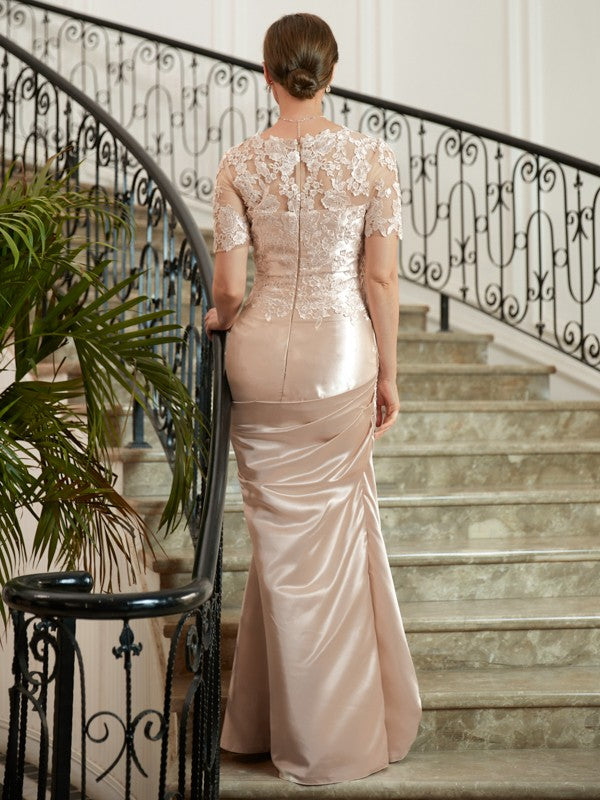 Sheath/Column Satin Lace Sweetheart Short Sleeves Floor-Length Mother of the Bride Dresses