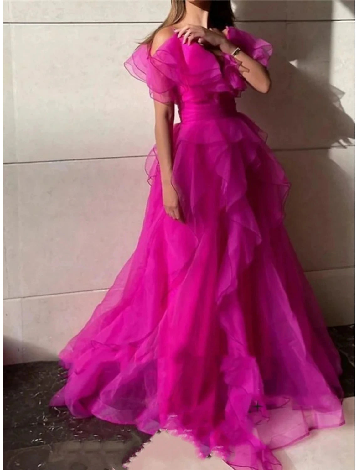 A-Line Prom Dresses Elegant Dress Formal Sweep / Brush Train Short Sleeve V Neck Organza with Pleats Ruffles