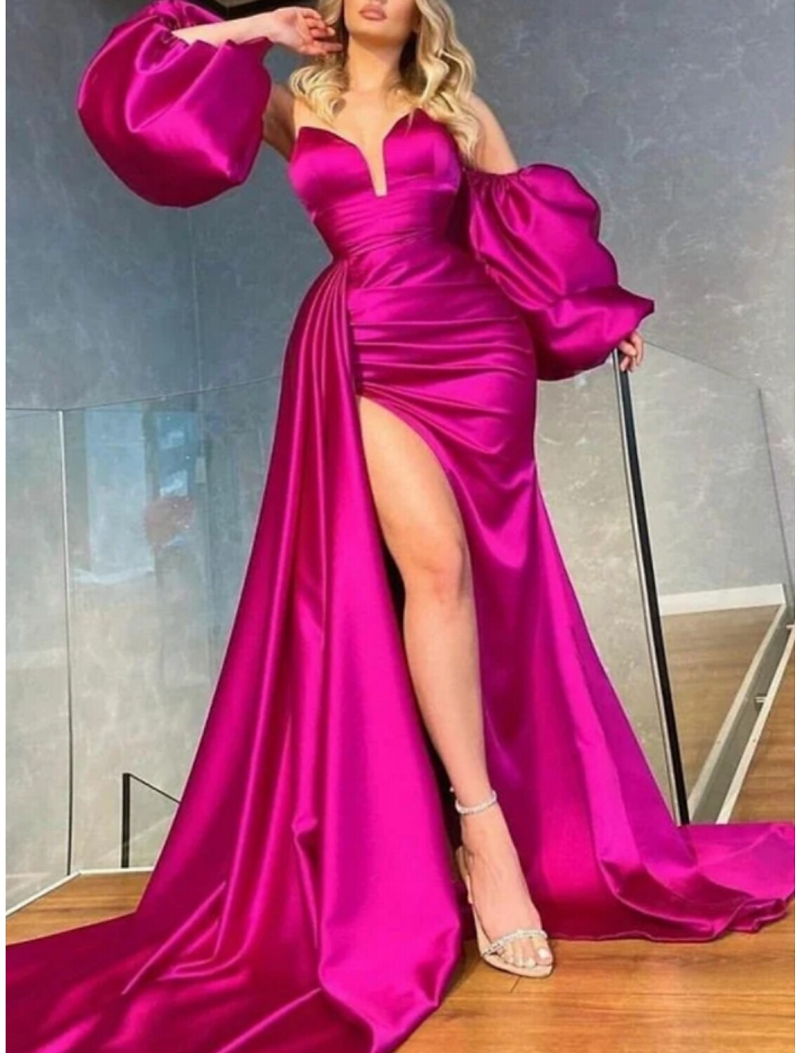 A-Line Evening Gown Elegant Dress Formal Court Train Long Sleeve Sweetheart Satin with Pleats Ruched Slit