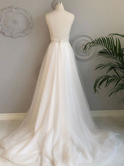 Elegant A-shaped Princess Tulle Applique V-neck Sleeveless Large Swing Brush Tail Wedding Dress